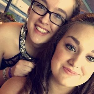 Meet your Posher, Angie